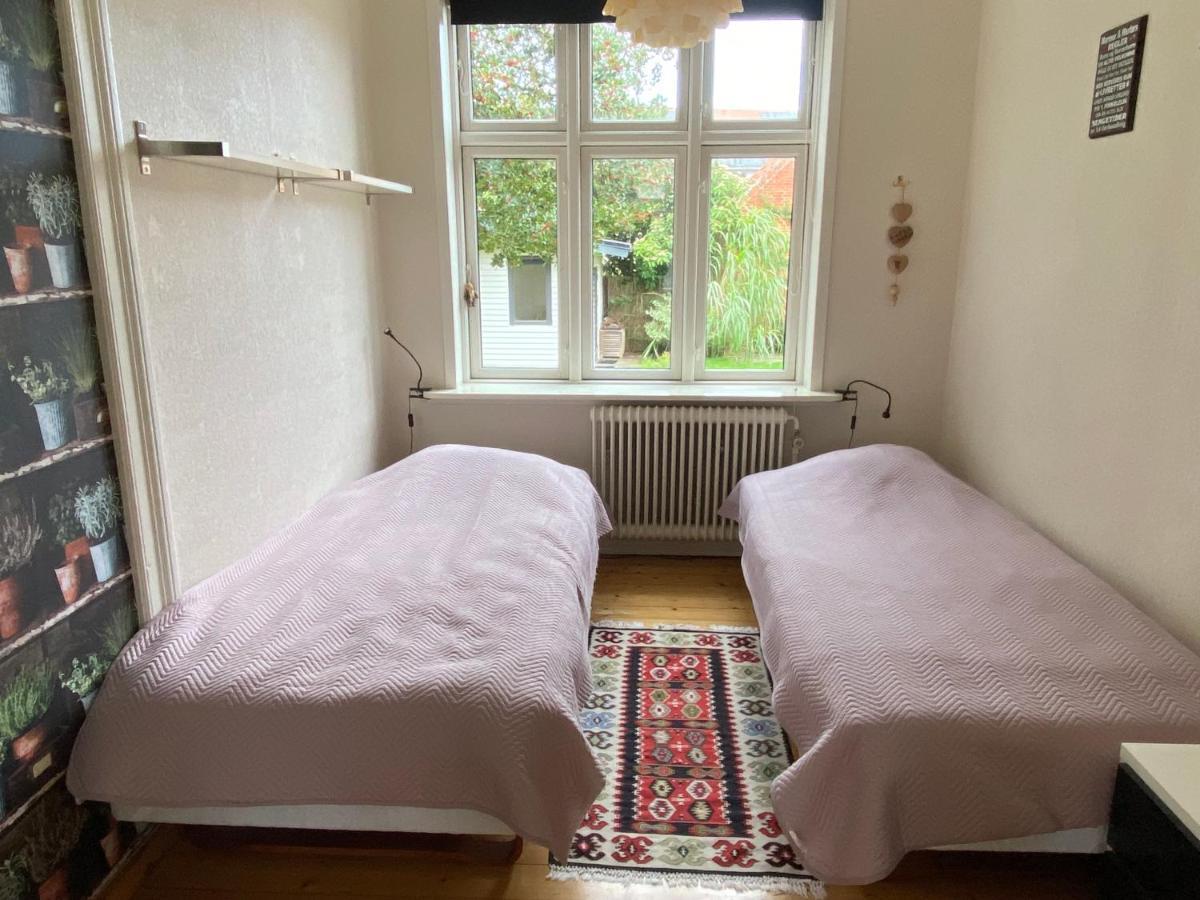 Oasen Ved Centrum Appartement Frederikshavn Buitenkant foto